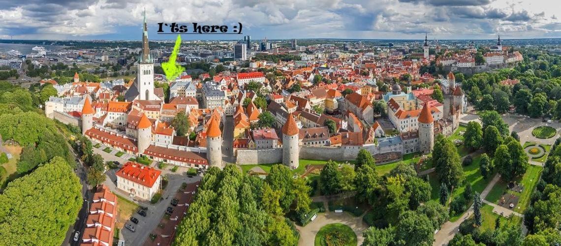 Lovely Apartment In Tallinn Old Town Bagian luar foto