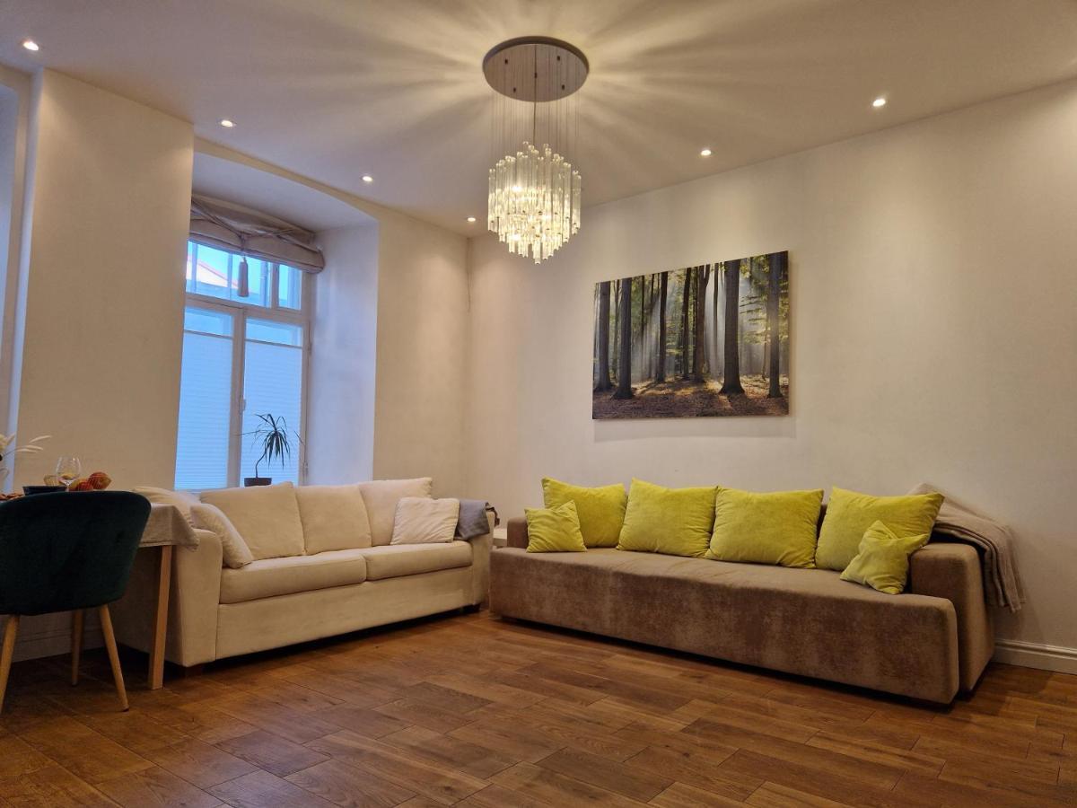 Lovely Apartment In Tallinn Old Town Bagian luar foto