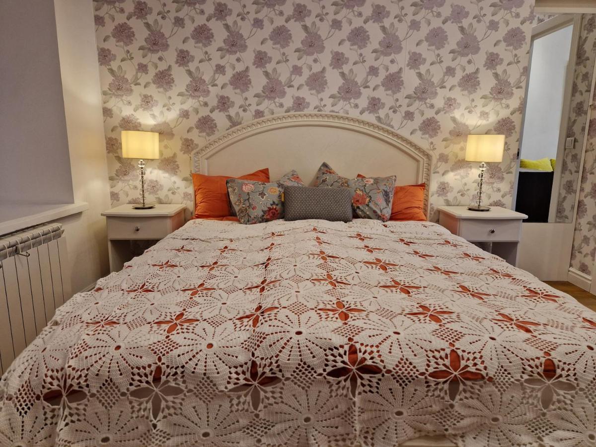 Lovely Apartment In Tallinn Old Town Bagian luar foto